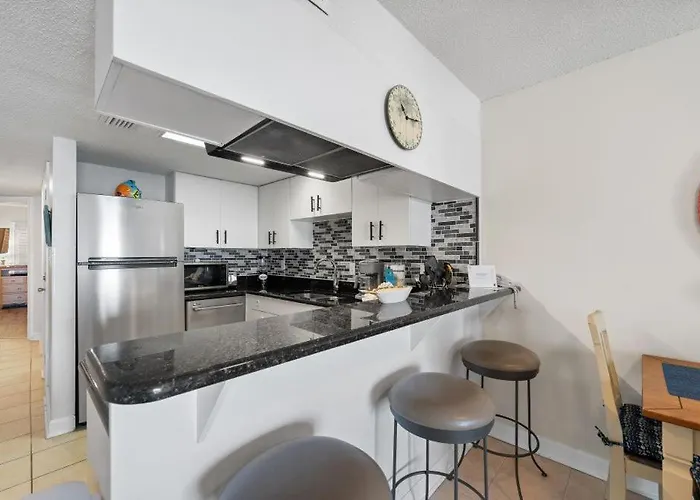 Clearwater 8c By Youngs Suncoast * Gulf Shores